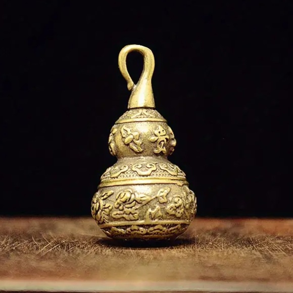 Solid brass vintage pendant - Picture 5 of 6